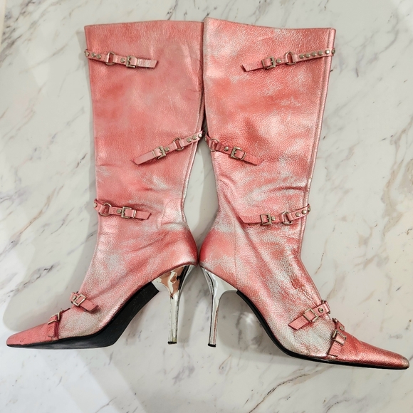 Steve Madden • Pink, Distressed Metallic Faux-Leather Stiletto Boots, size 9 - Picture 4 of 8
